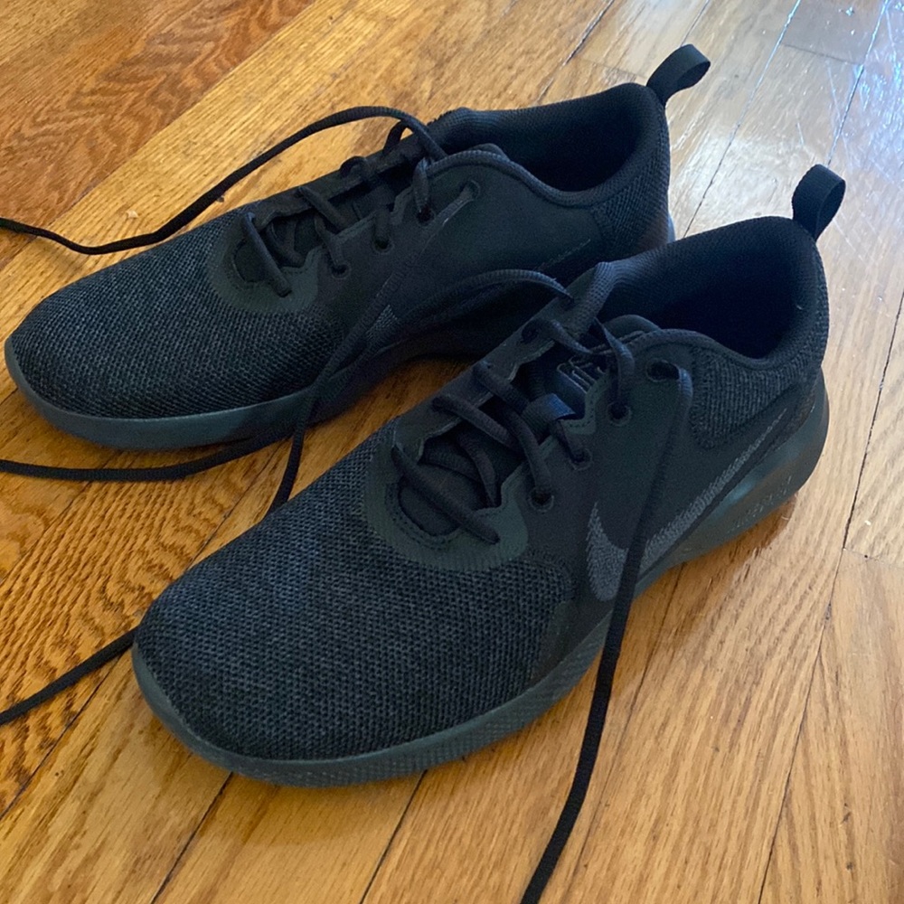 Men’s Black Nike Flex size 11